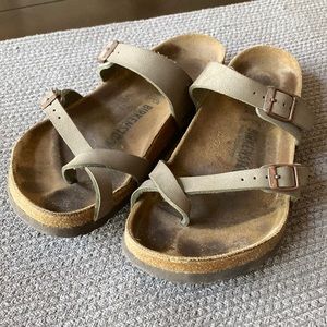Birkenstock Mayari Women’s sz 8.5 (Used)
